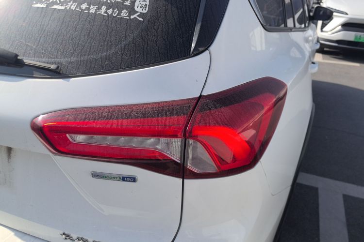 福特 福克斯 2021款 猎装版 EcoBoost 180 自动猎潮型车身外观6006