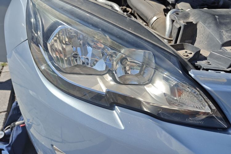 标致308S 2015款 1.6T 自动劲驰版车身外观6001