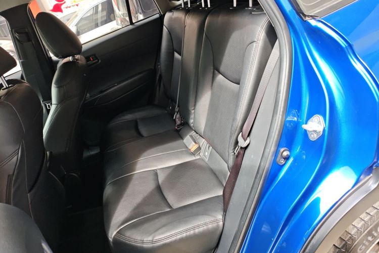 丰田 卡罗拉锐放 2022款 2.0L 先锋版中控内饰21