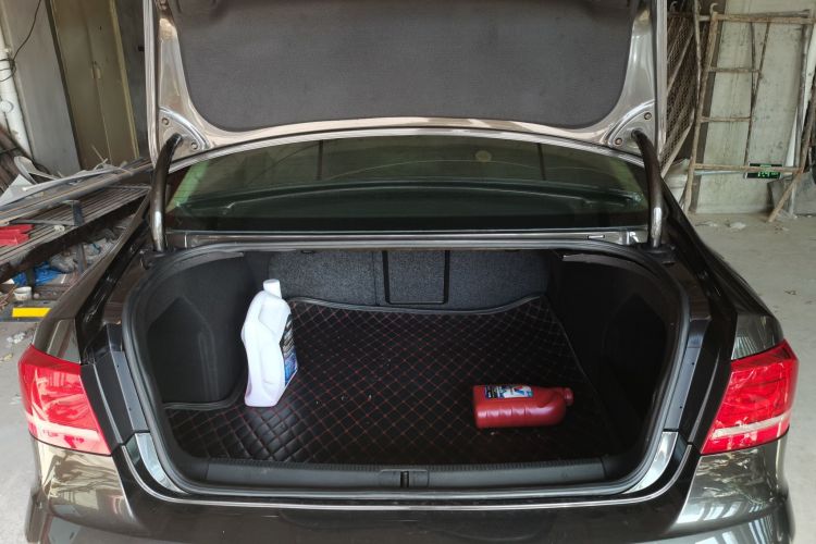 大众 迈腾 2015款 1.8TSI 尊贵型局部细节23