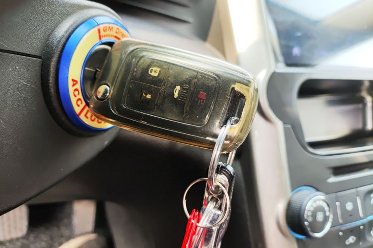 雪佛兰 迈锐宝 2014款 1.6T 自动舒适版中控内饰11