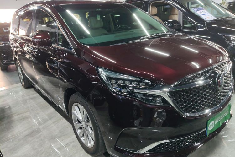 别克GL8 2022款 Avenir艾维亚 七座亲礼版车身外观3