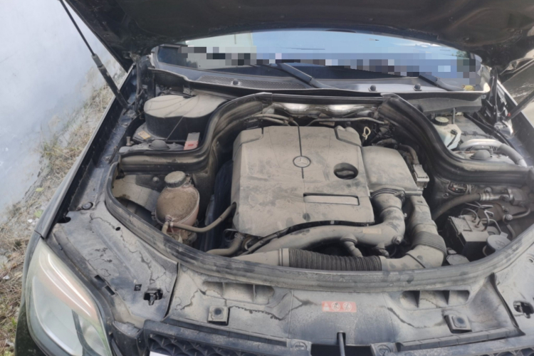 奔驰GLK级 2015款 GLK 260 4MATIC 动感型 极致版局部细节9006