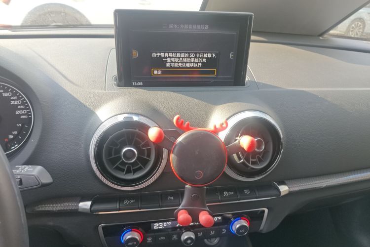 奥迪A3 2019款 Sportback 35 TFSI 风尚型 国VI中控内饰16