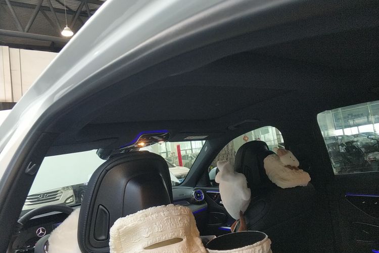 奔驰C级 2024款 改款三 C 260 L 运动版中控内饰22