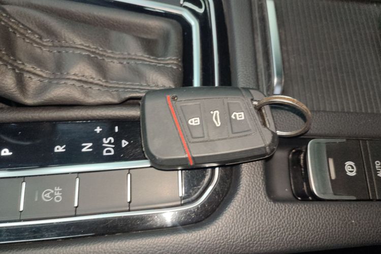 大众 迈腾 2020款 280TSI DSG 舒适型中控内饰11