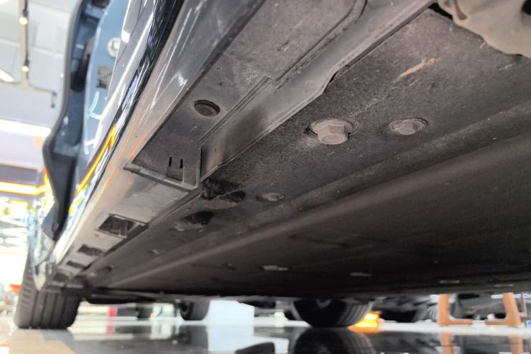 鸿蒙智行 智界R7 2024款 纯电 736km UItra局部细节9001