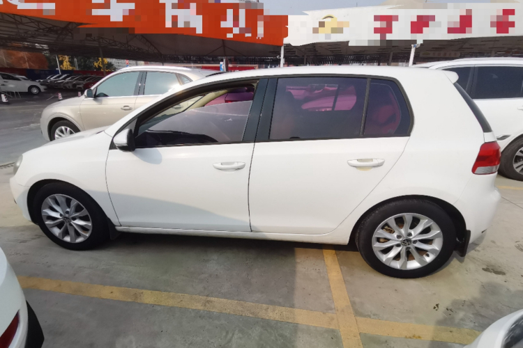 大众 高尔夫 2012款 1.6 自动舒适型车身外观4