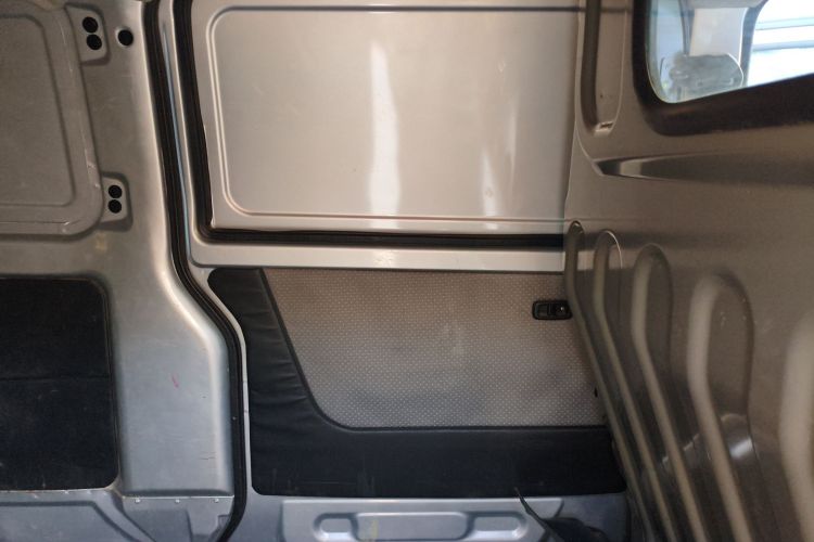 金杯 小海狮X30 2020款 1.5L 厢货超享型国VI SWC15M中控内饰49