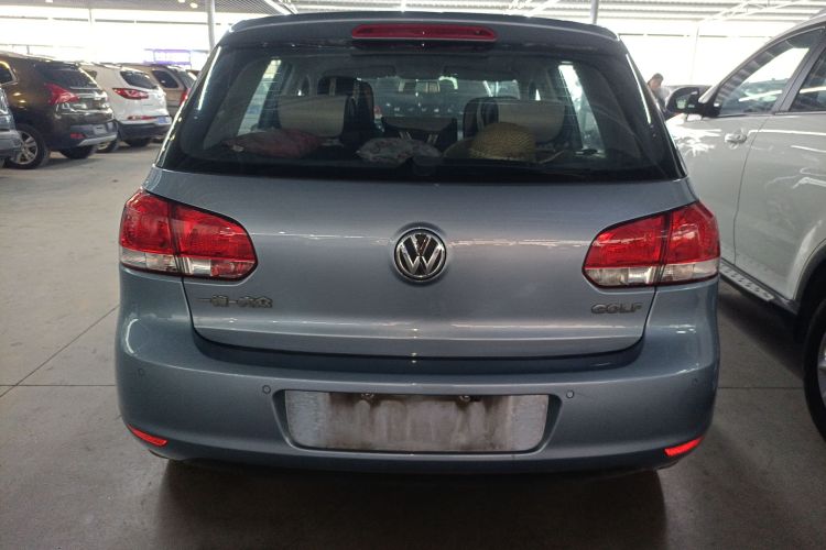 大众 高尔夫 2012款 1.6 手动舒适型车身外观6