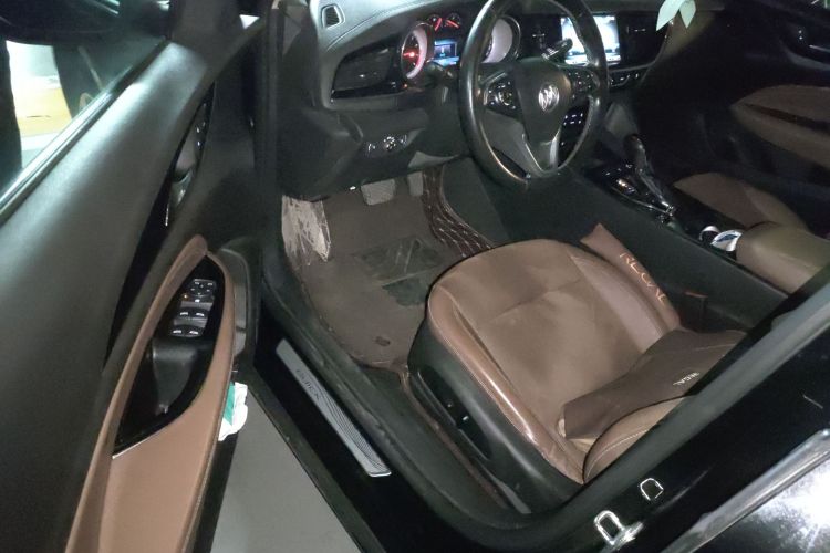 别克 君威 2017款 20T 精英型中控内饰20