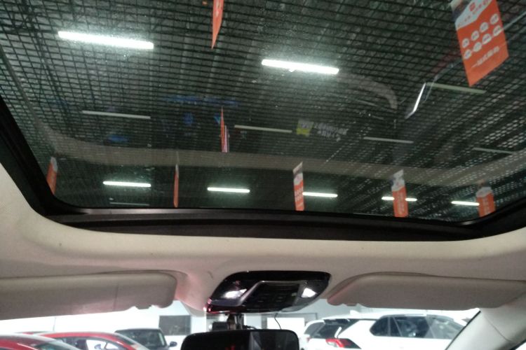 思皓QX 2022款 300T DCT探月版局部细节22