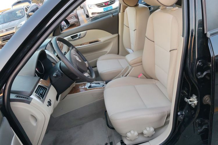 别克 凯越 2015款 1.5L 自动经典型中控内饰19