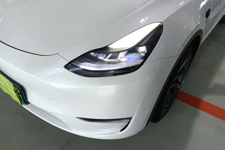 特斯拉 Model Y 2021款 标准续航后驱版局部细节36