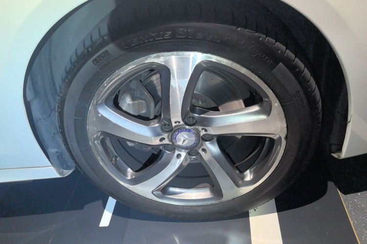 奔驰E级 2017款 E 200 L 运动型 4MATIC车身外观6007