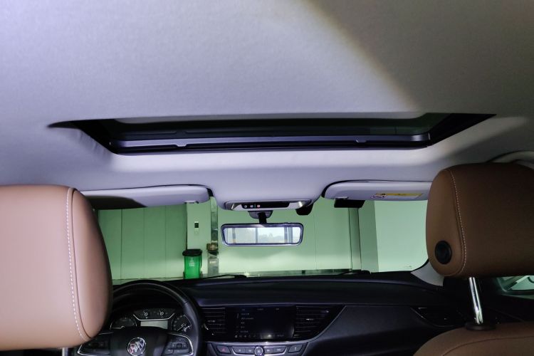 别克 君威 2023款 552T 智享型局部细节22