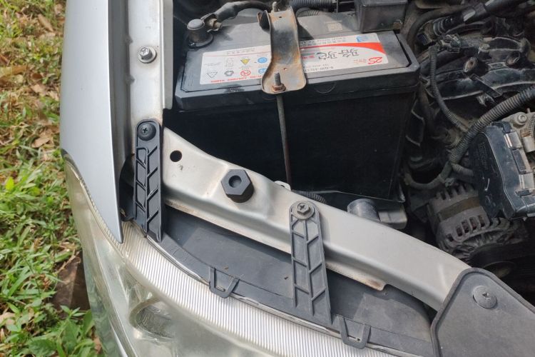 五菱汽车 五菱宏光 2015款 1.5L S 基本型国V局部细节9006