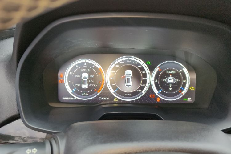 魏牌 VV7 2017款 2.0T 旗舰型中控内饰14