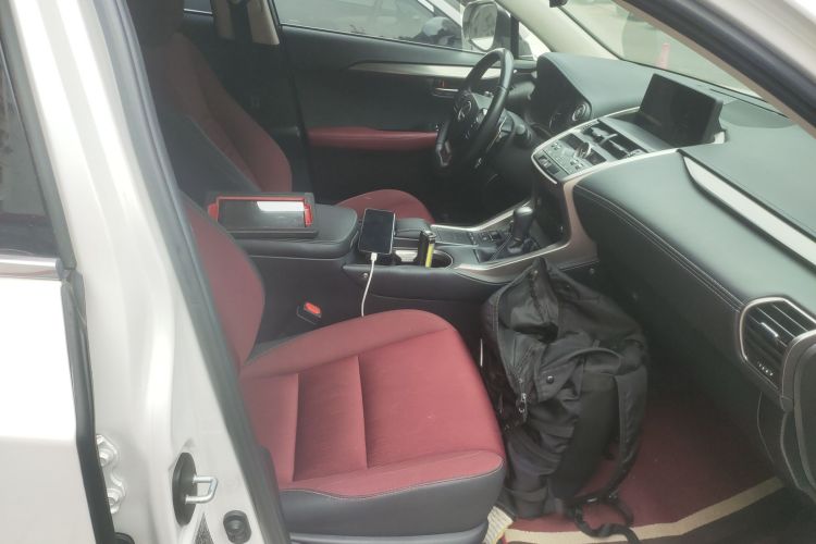 雷克萨斯NX 2018款 200 前驱 锋行版 国VI局部细节41