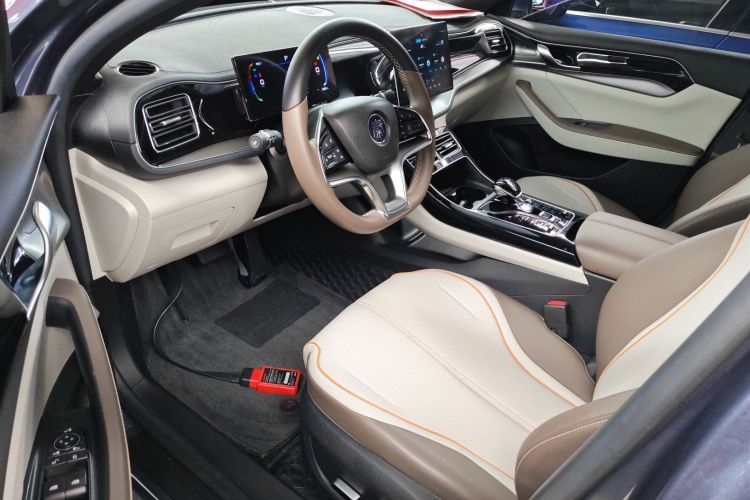 比亚迪 秦PLUS 2024款 荣耀版 EV 510KM超越型中控内饰20