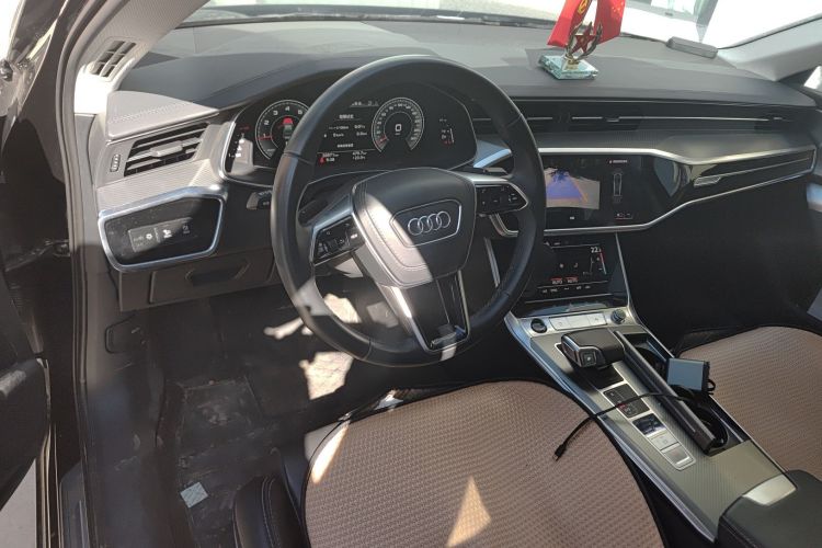 奥迪A6L 2024款 40 TFSI 豪华致雅型中控内饰7002