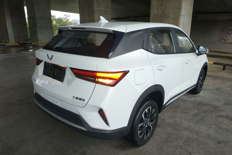 五菱汽车 五菱星驰 2022款 1.5L 手动自由型车身外观6005