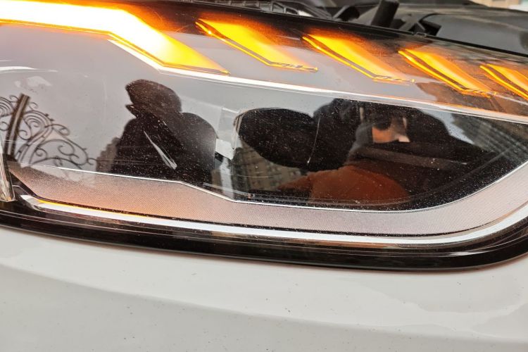 奥迪A4L 2022款 40 TFSI 时尚动感型车身外观8