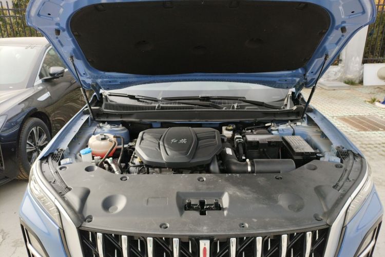 红旗HS5 2023款 2.0T 四驱旗领Pro版机舱底盘24