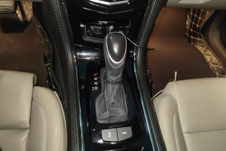 凯迪拉克ATS-L 2014款 28T 豪华型中控内饰18