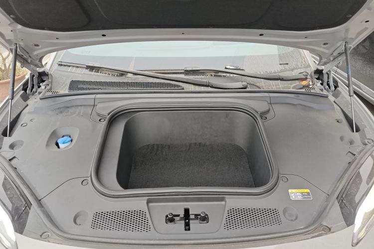 红旗EH7 2025款 640 四驱 智选版局部细节24