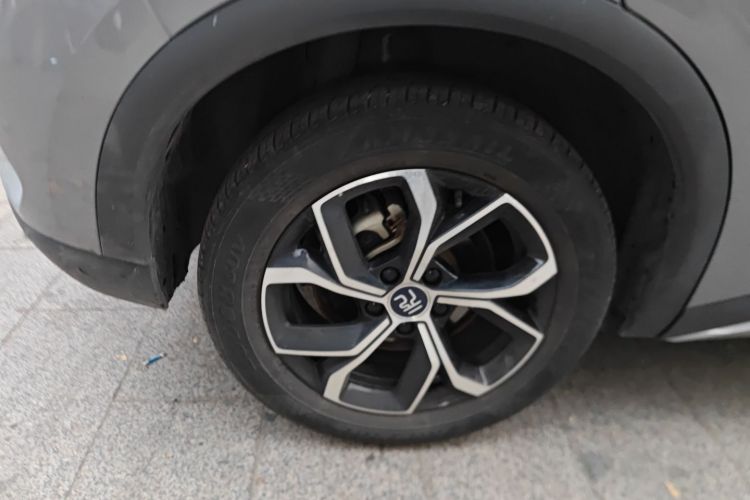 比亚迪 元PLUS 2022款 510KM 尊荣型车身外观6008