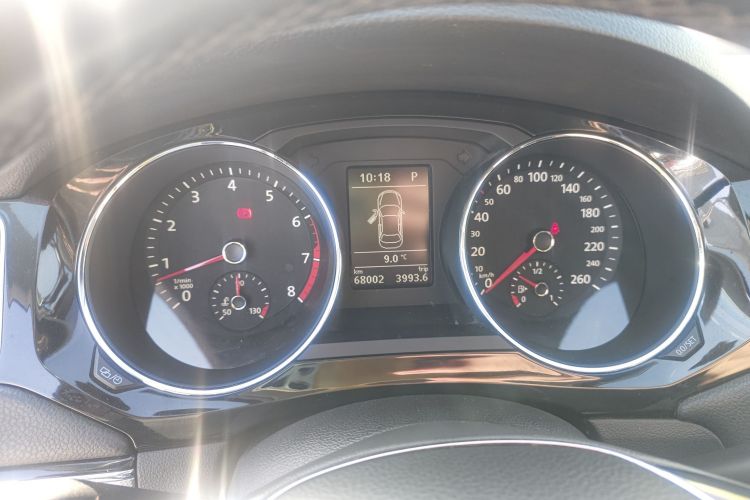 大众 速腾 2017款 180TSI 自动臻享版中控内饰14