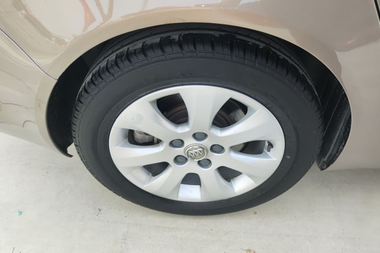 别克 君威 2015款 1.6T 精英技术型车身外观6008