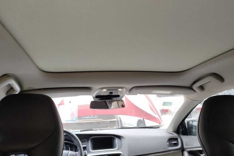 沃尔沃V40 2015款 1.6T 智雅版中控内饰22