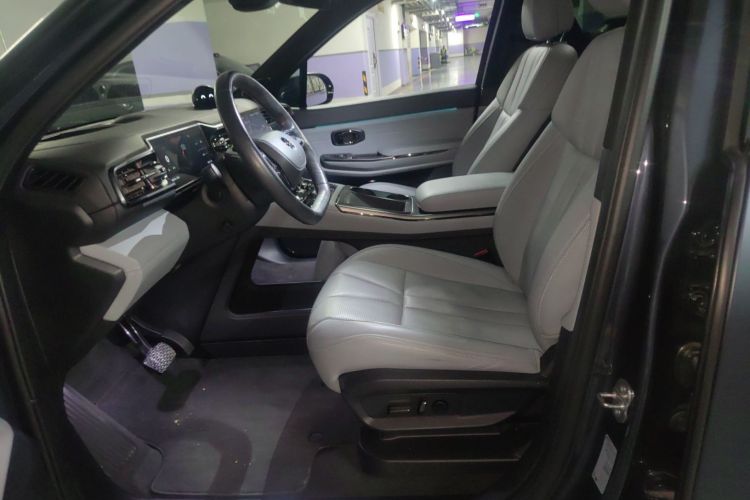 蔚来ES8 2020款 415KM 签名版 六座版中控内饰19