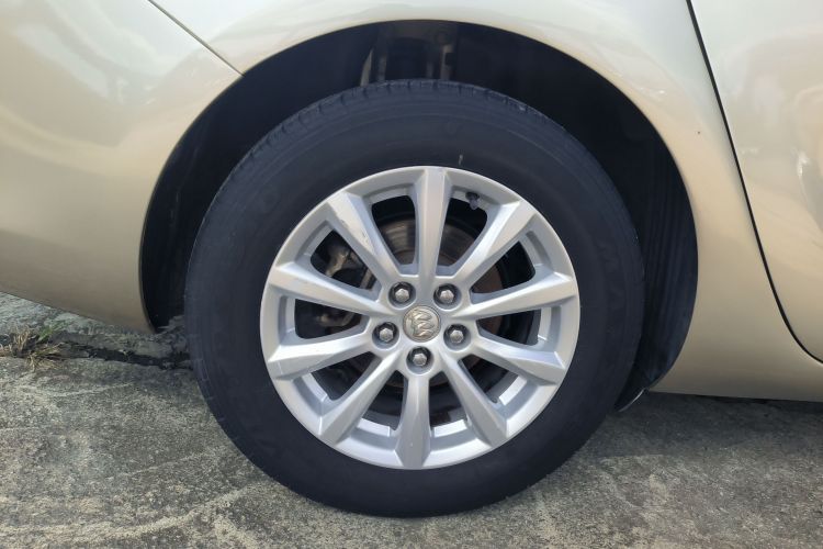 别克 英朗 2013款 GT 1.6L 自动时尚版车身外观6008