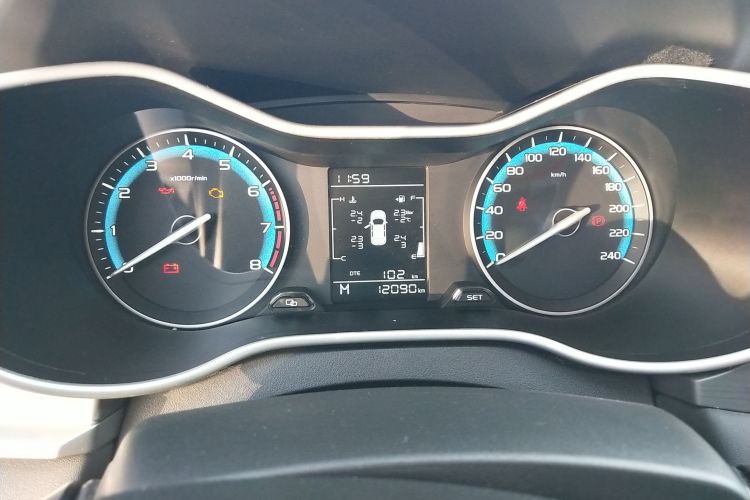 吉利汽车 帝豪 2021款 UP 1.5L 手动舒适型中控内饰14