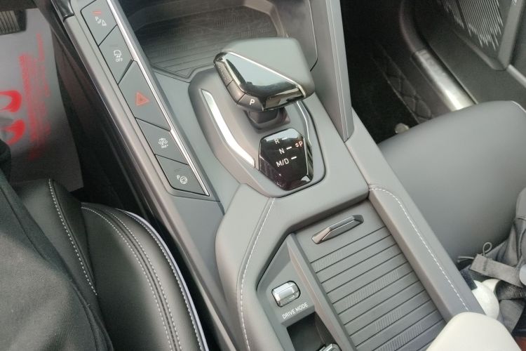 领克06 2023款 Remix 1.5T Hero中控内饰18