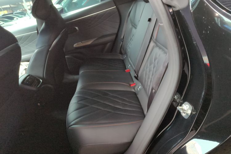 深蓝汽车 深蓝S07 2023款 620Max纯电版中控内饰21