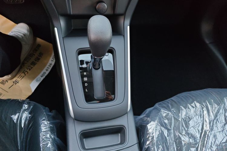 日产 轩逸 2024款 改款二 经典 1.6XL CVT豪华版中控内饰18