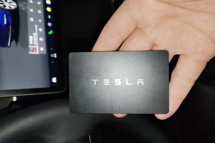 特斯拉 Model Y 2022款 改款 后轮驱动版中控内饰11