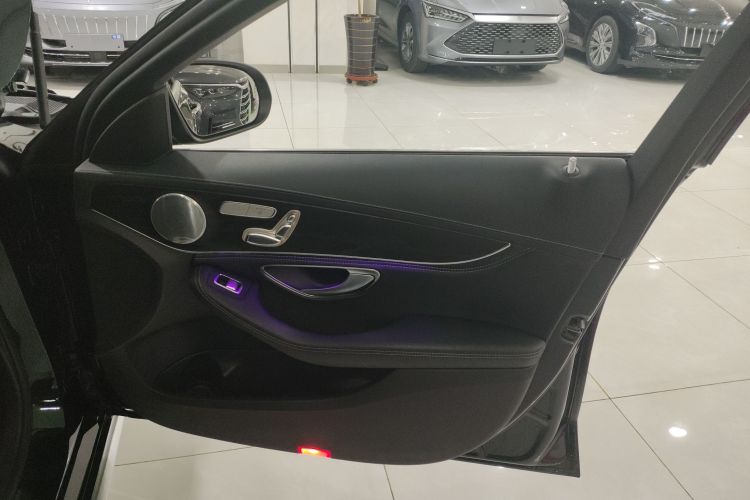 奔驰C级 2020款 改款 C 260 L 运动版中控内饰7005