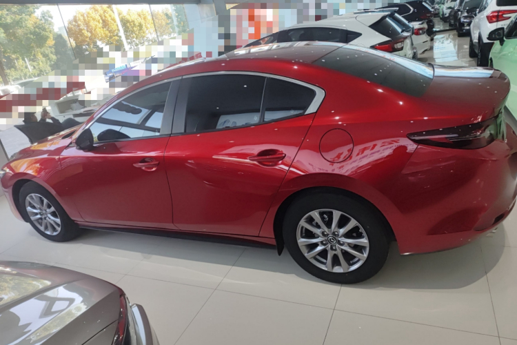 马自达3 昂克赛拉 2023款 2.0L 自动质擎版车身外观4