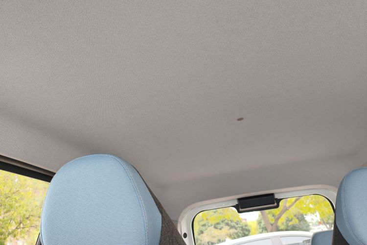 吉利银河 2023款 熊猫mini 120km 亚运熊中控内饰22