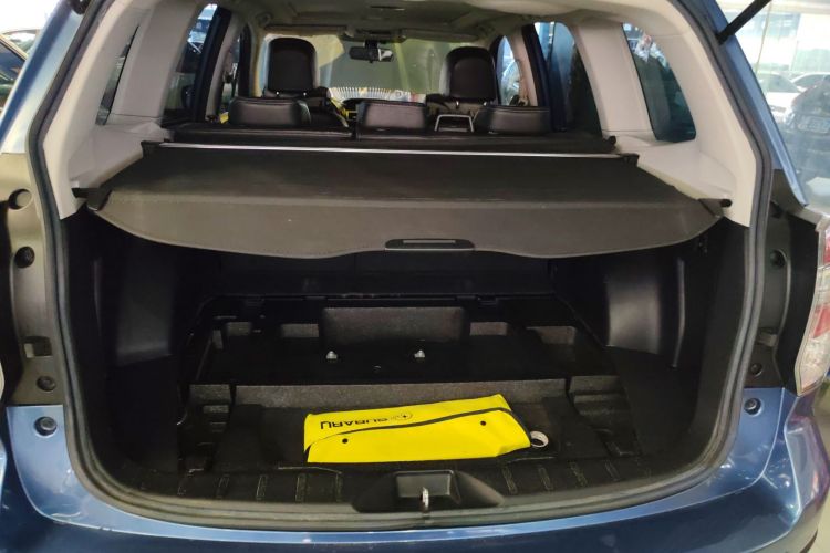 斯巴鲁 森林人 2018款 2.0i 豪华导航版中控内饰23