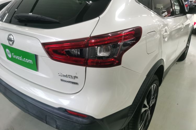 日产 逍客 2019款 2.0L CVT豪华版车身外观9