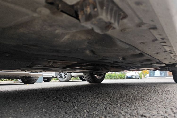 宝马X1 2021款 sDrive20Li 尊享型局部细节9004