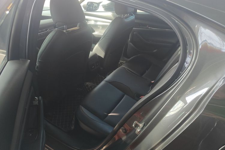 马自达3 昂克赛拉 2020款 2.0L 自动质雅版中控内饰21