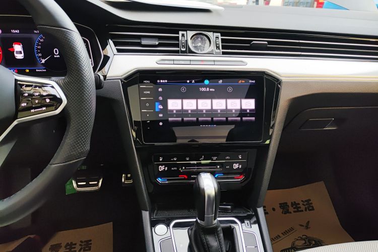 大众 迈腾 2023款 200万辆纪念版 380TSI DSG旗舰型局部细节16