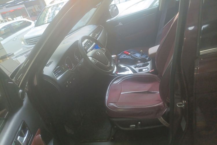 众泰T600 2015款 2.0T DCT尊贵型中控内饰20